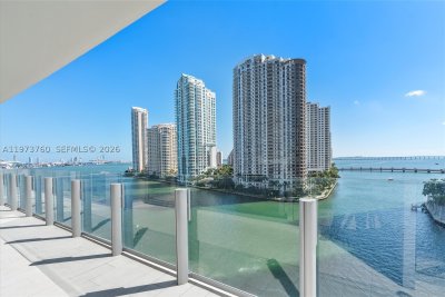 Comprar apartamento no Aston Martin Residences 903