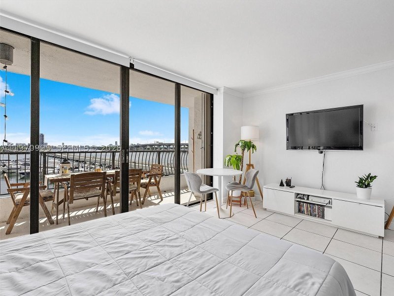 Apartment for rent at The Venetia 408