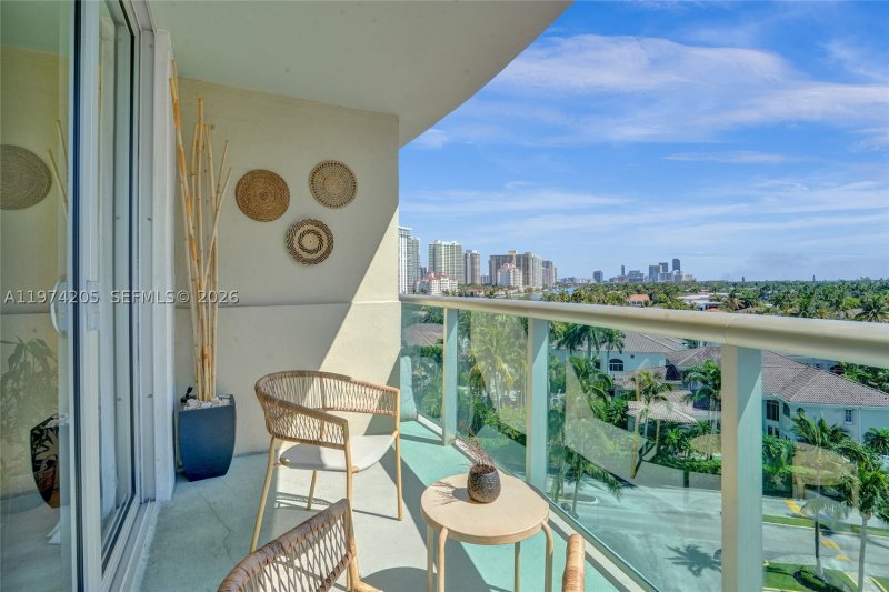 Comprar apartamento no Ocean View 718