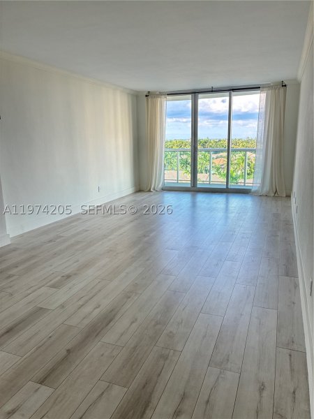 Comprar apartamento no Ocean View 718