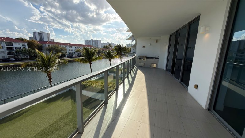 Comprar apartamento en Echo Aventura 204