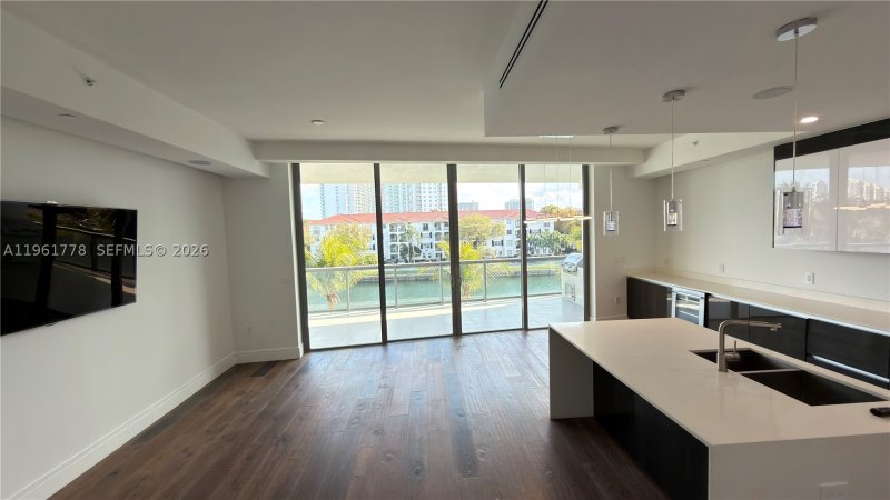 Comprar apartamento en Echo Aventura 204