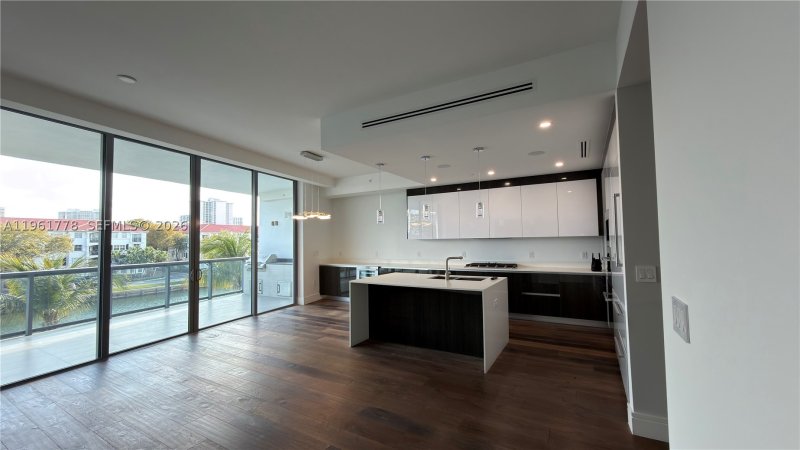 Comprar apartamento en Echo Aventura 204