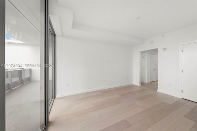 Comprar apartamento en La Baia South 805