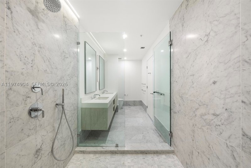 Condo for sale at La Baia South 805
