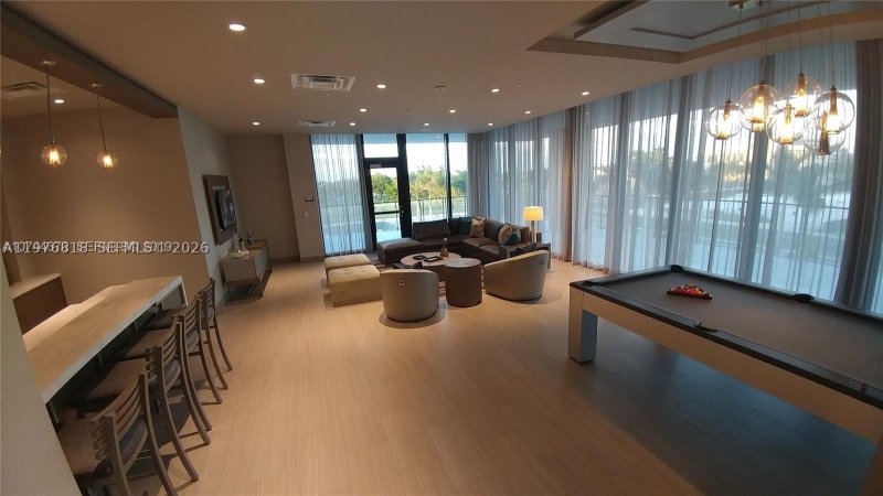 Condo for sale at 5300 Paseo 1603