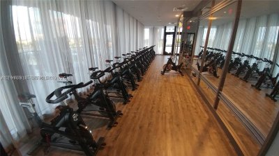 Comprar apartamento en 5300 Paseo 1603