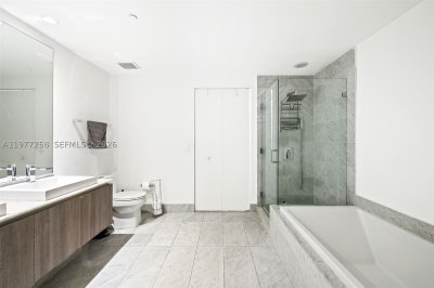 Comprar apartamento en SLS Lux Brickell 2705