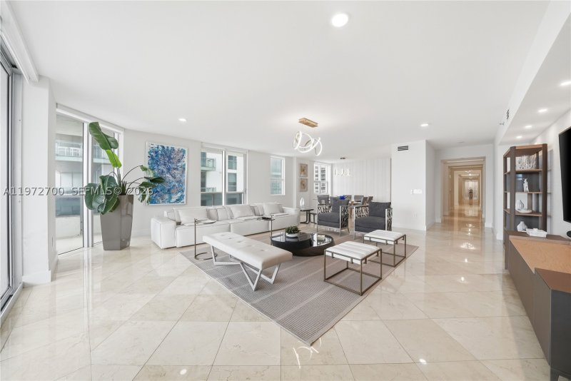 Apartment for rent at Villa Di Mare 700