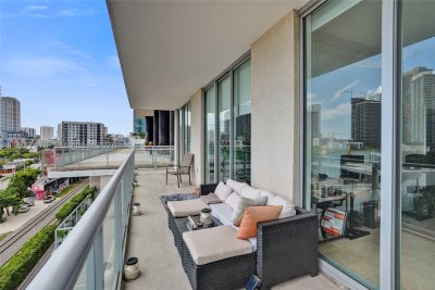 Comprar apartamento en Midtown Miami 2 H0708