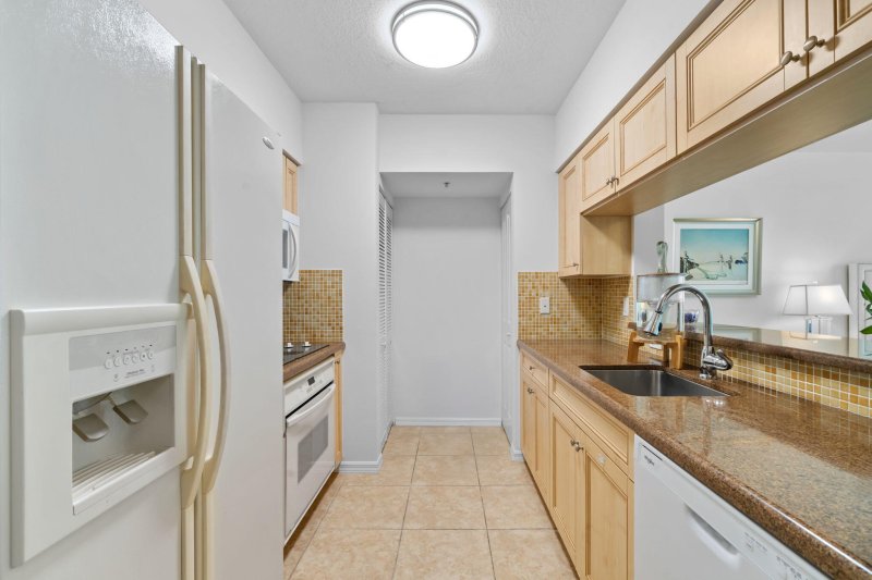 Condo for sale at Watergarden 1506