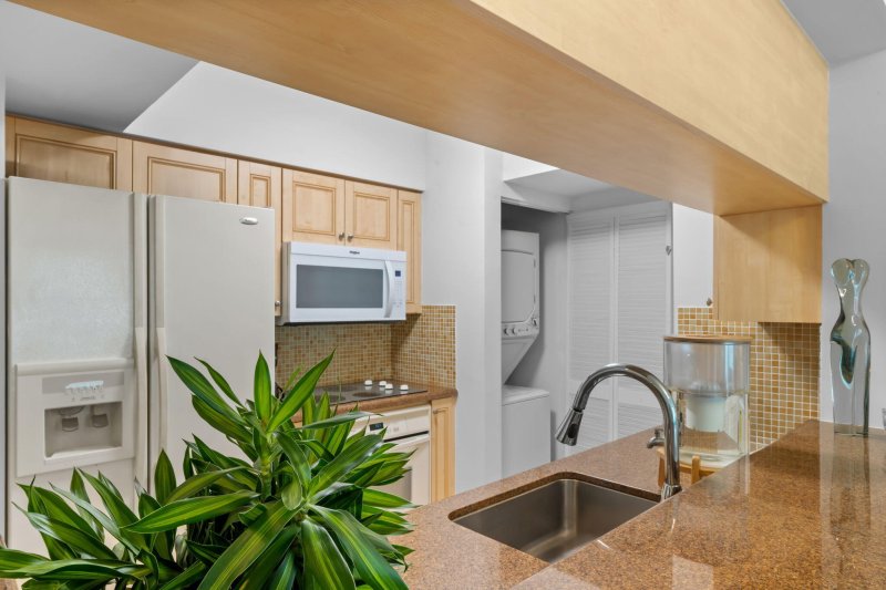Condo for sale at Watergarden 1506