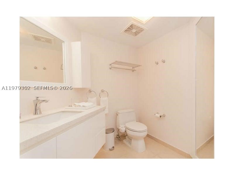 Alquiler de apartamento en La Perla 2406