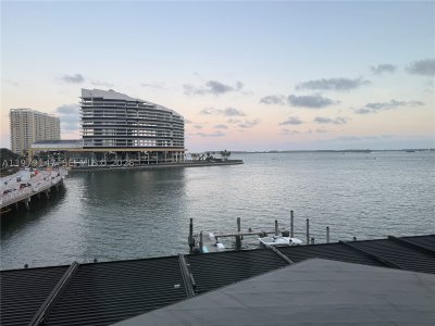 Aluguel de apartamento no Four Ambassadors 470