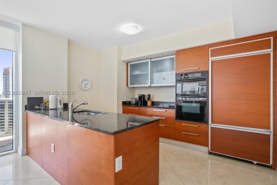 Aluguel de apartamento no Beach Club Two 1406