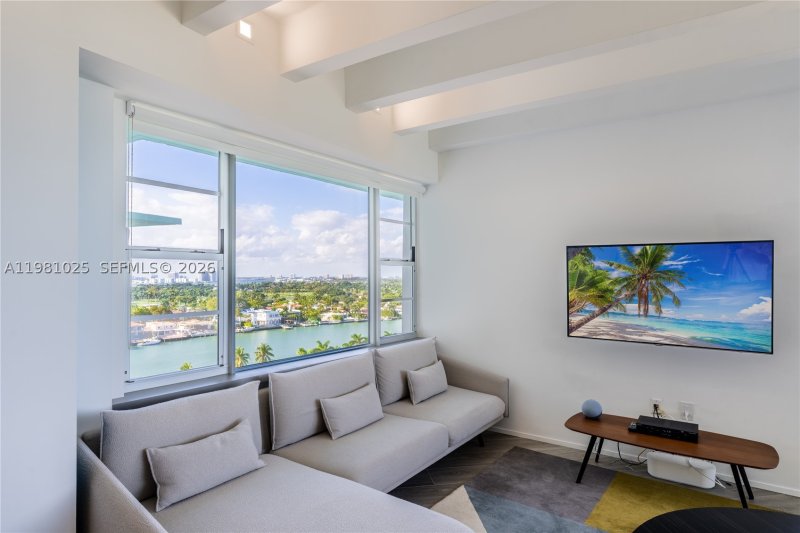 Apartment for rent at Imperial House 12F