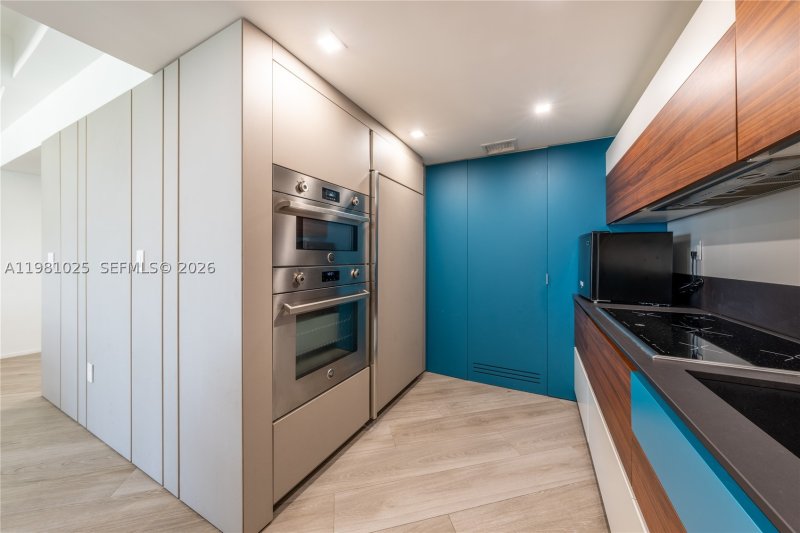 Apartment for rent at Imperial House 12F