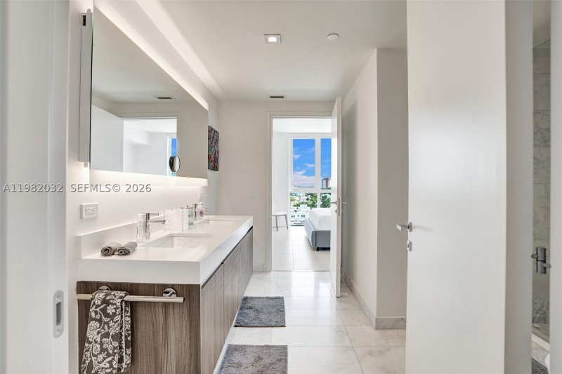 Apartment for rent at Tiffany House 813