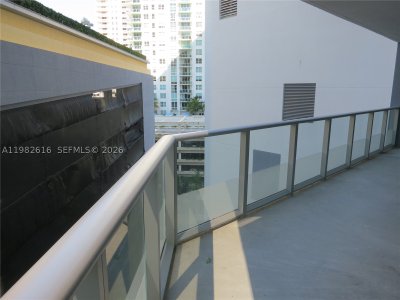 Alquiler de apartamento en Brickell House Condo 1100