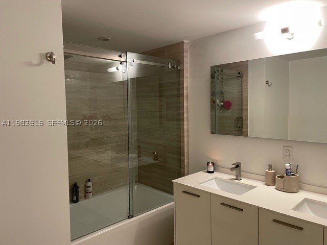 Apartment for rent at Brickell House Condo 1100