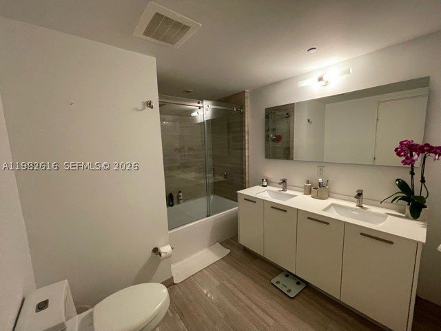 Apartment for rent at Brickell House Condo 1100