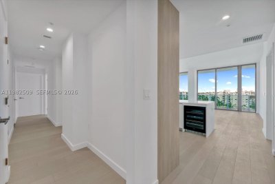 Comprar apartamento en La Baia South 702