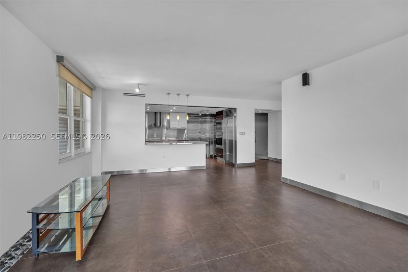 Condo for sale at Commodore Club South 1009