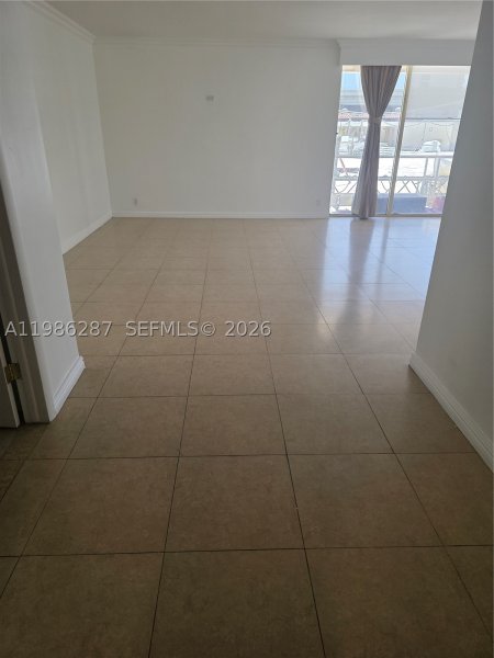 Apartment for rent at Turnberry Towers 2E
