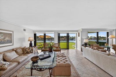 Comprar apartamento en Tower House 302