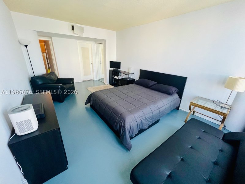 Apartment for rent at King Cole 411