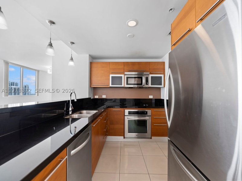 Condo for sale at Vizcayne South Tower 3108