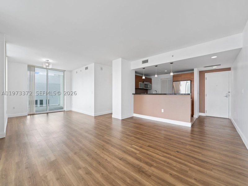 Condo for sale at Vizcayne South Tower 3108