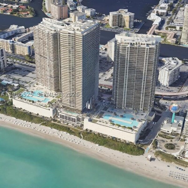 Condo for sale at Beach Club Three 3908