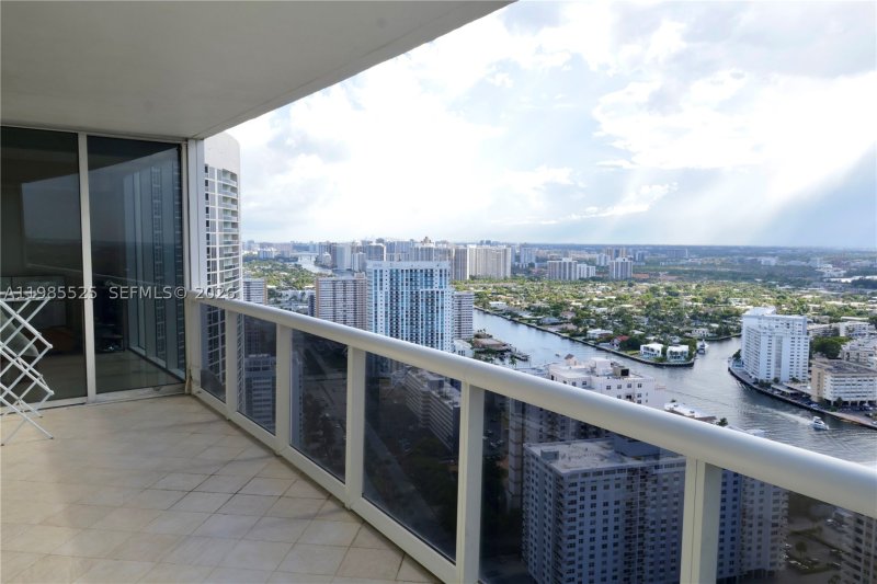 Condo for sale at Beach Club Three 3908
