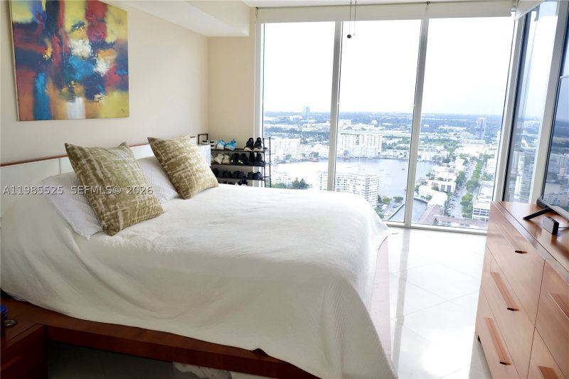 Condo for sale at Beach Club Three 3908