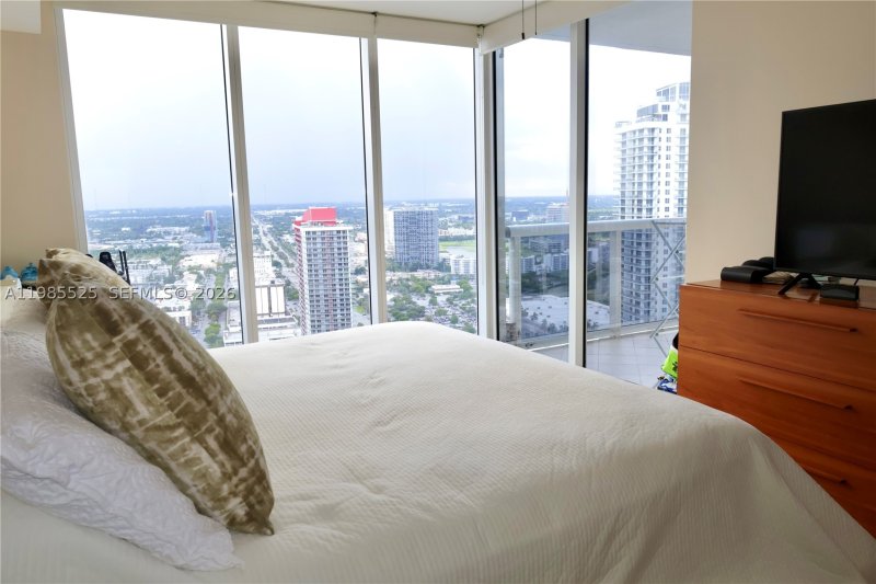 Condo for sale at Beach Club Three 3908
