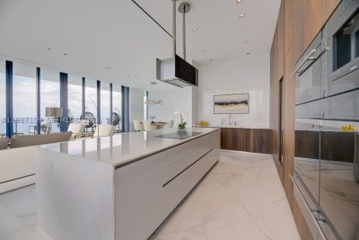 Comprar apartamento en Muse Sunny Isles Beach 4501/4601