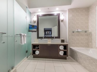 Comprar apartamento en The Blue Doral 406