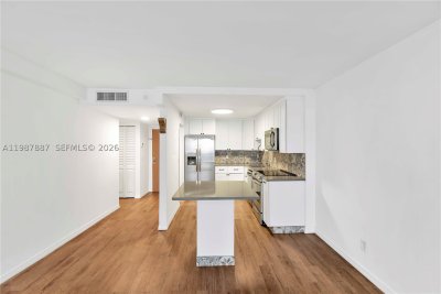 Comprar apartamento no Sailboat Cay 613