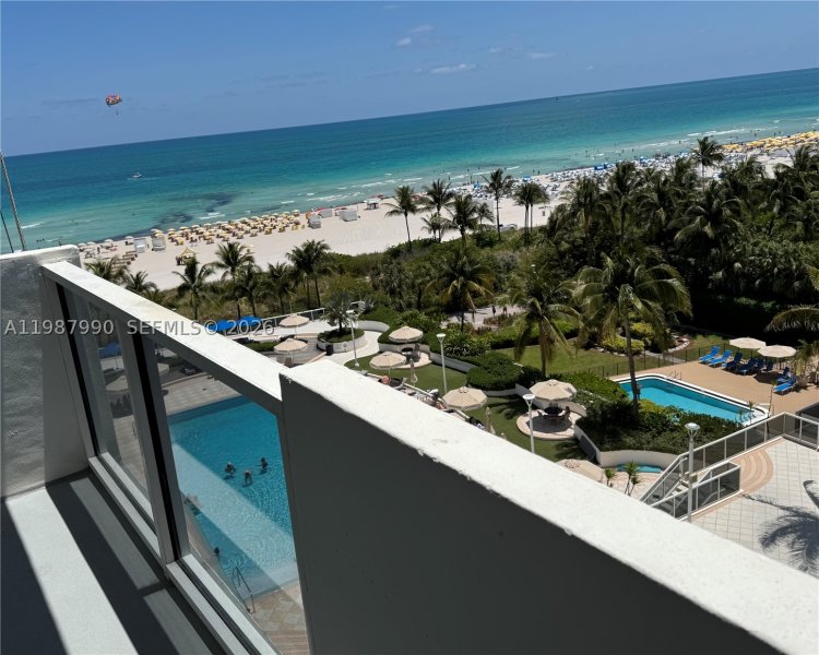 Apartment for rent at Oceania 1 836