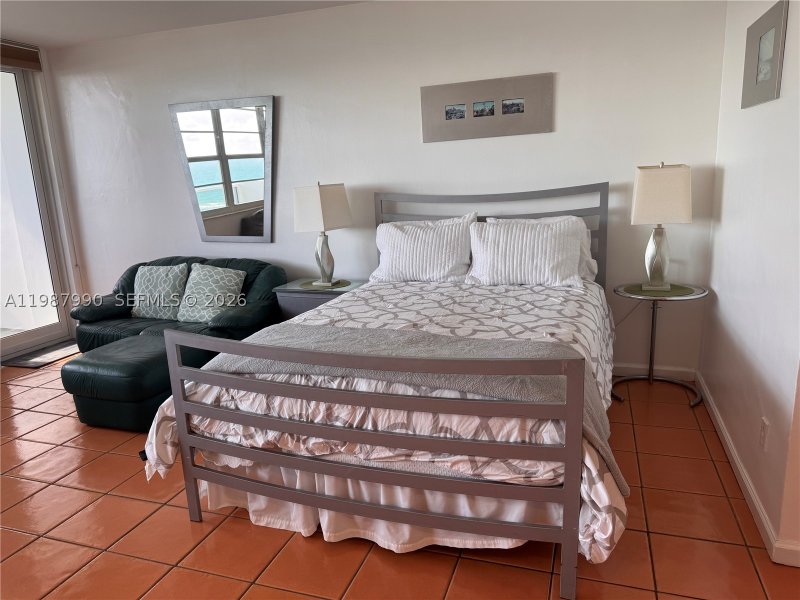 Apartment for rent at Oceania 1 836