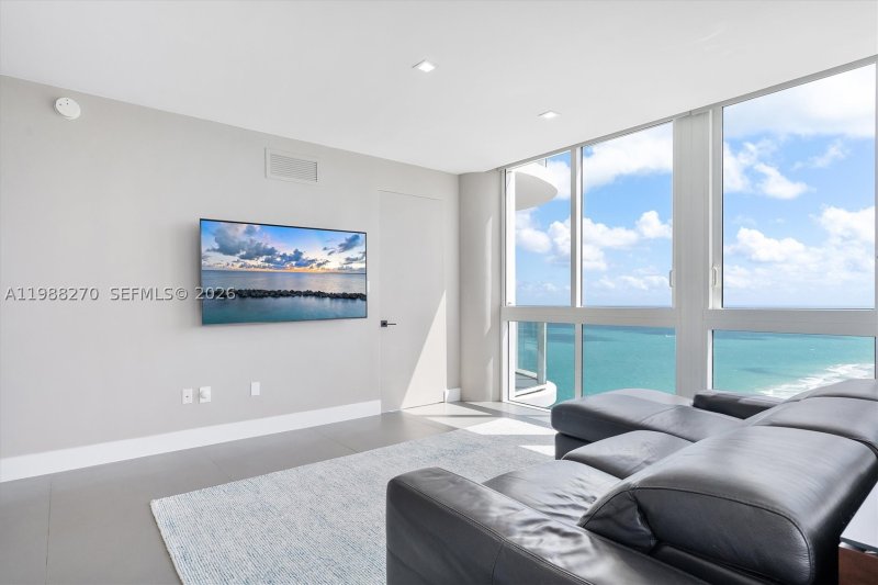 Comprar apartamento en Akoya 4307