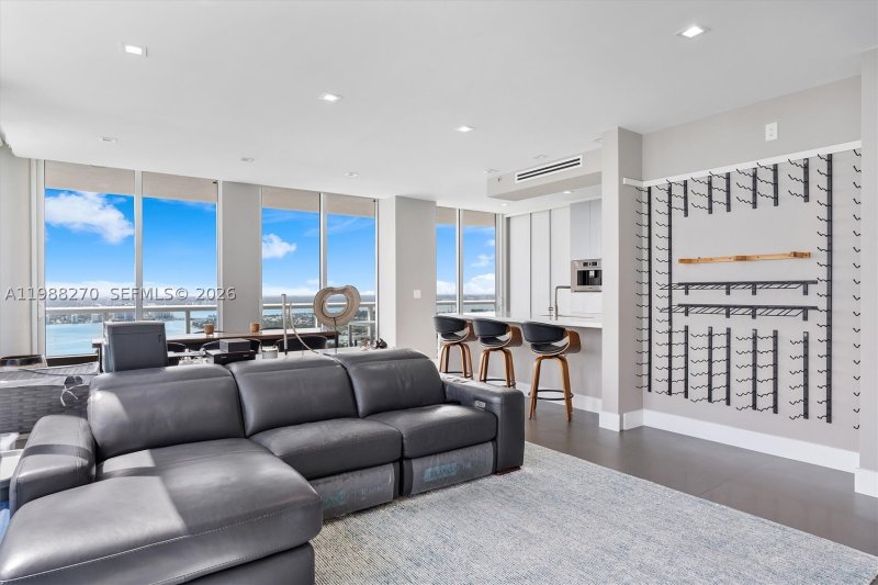 Comprar apartamento en Akoya 4307