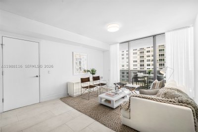 Comprar apartamento no Mei Miami Beach Condo 906