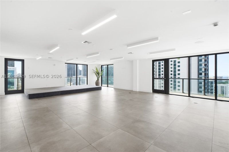 Comprar apartamento no Smart Brickell Residences 2401