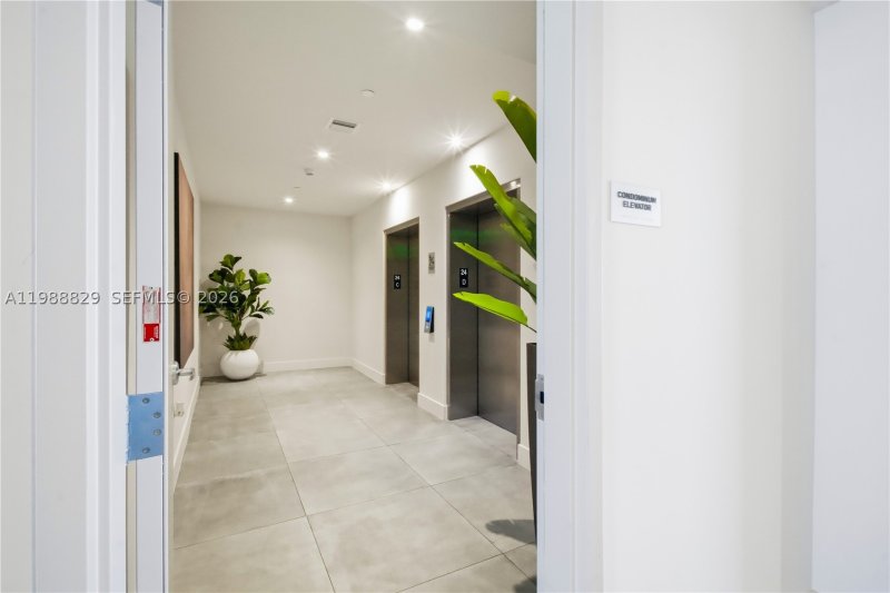 Comprar apartamento no Smart Brickell Residences 2401