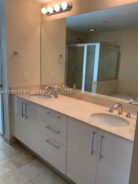 Alquiler de apartamento en Aventura Marina II 1018