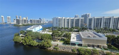 Alquiler de apartamento en Aventura Marina II 1018