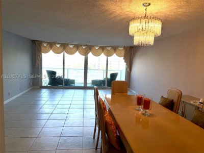 Aluguel de apartamento no Arlen House 528
