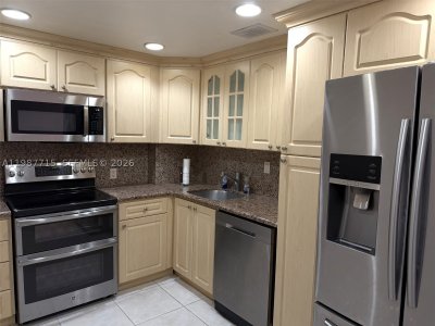 Aluguel de apartamento no Arlen House 528